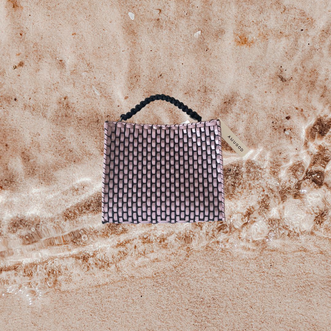 // HAND BAG