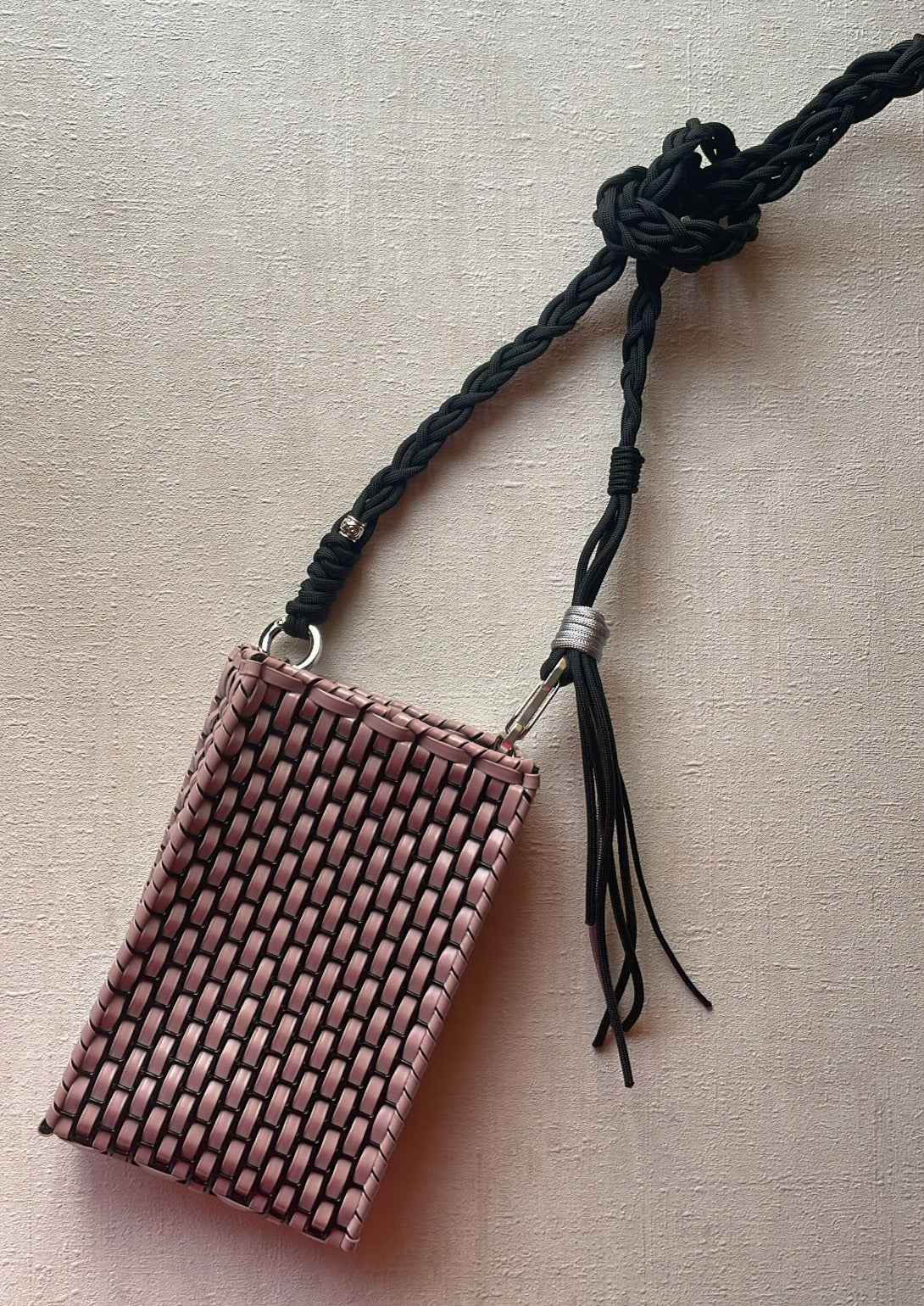 // M BAG