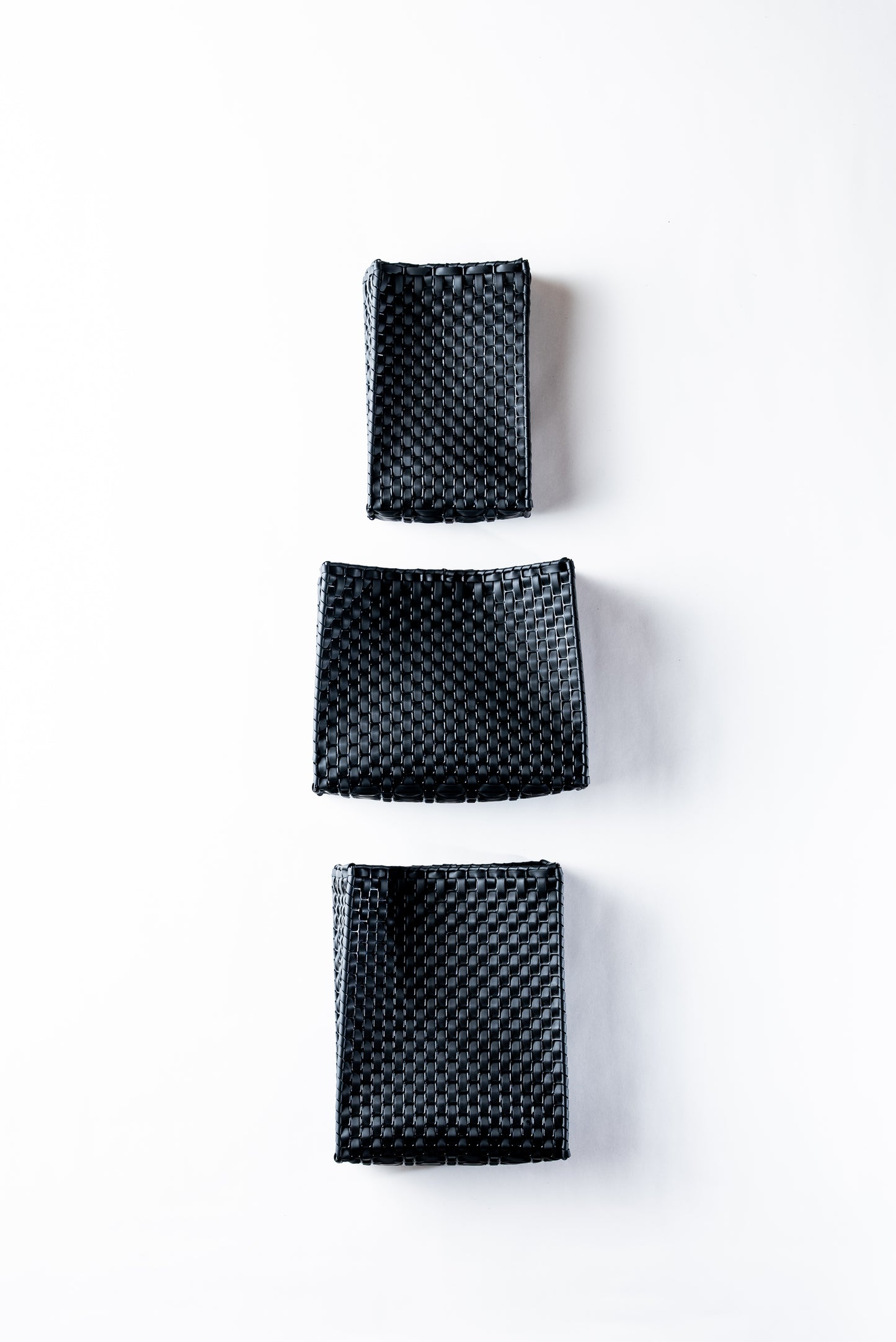 // HAND BAG