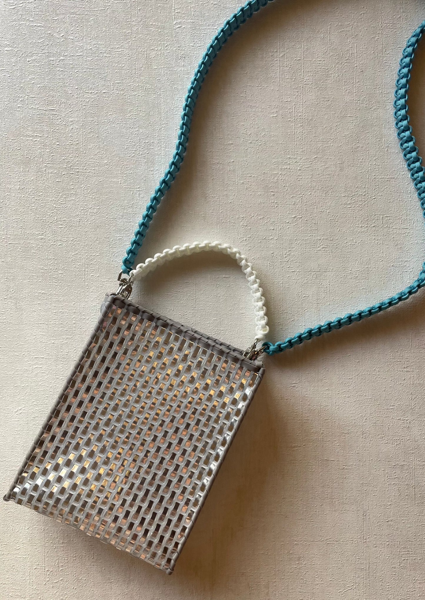 // M BAG