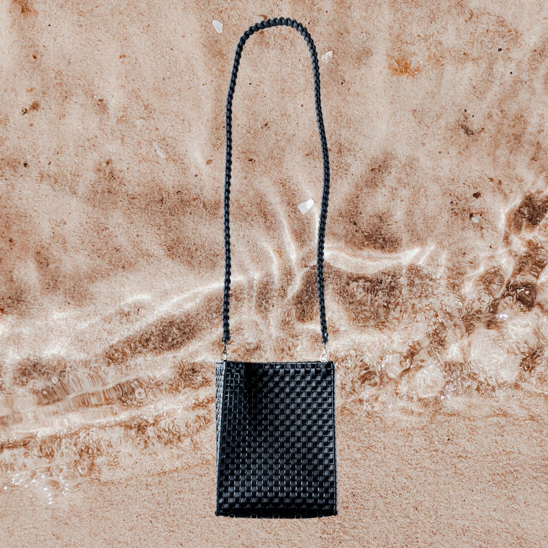 // M BAG