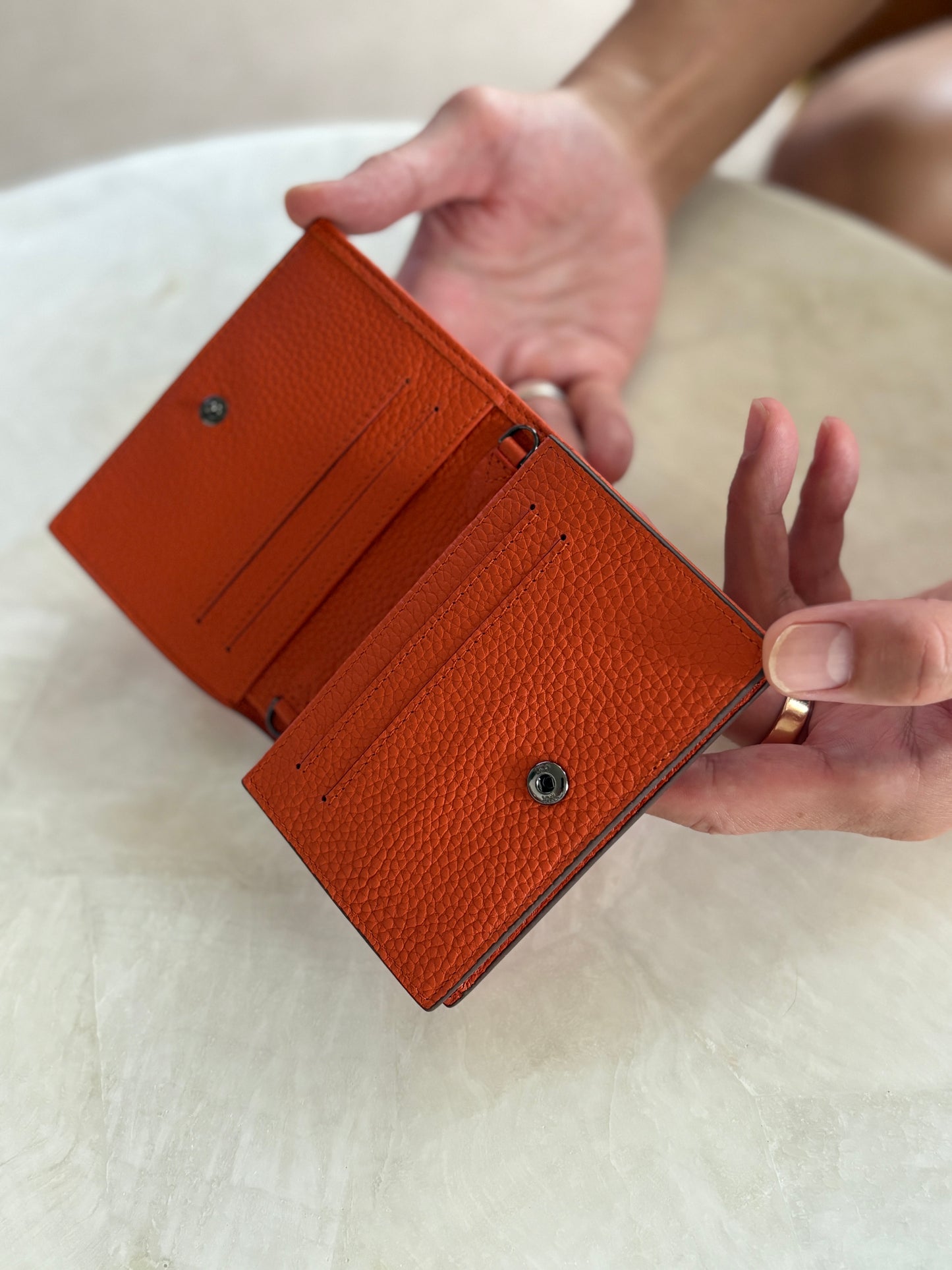 // Leather mini wallet チェーン付